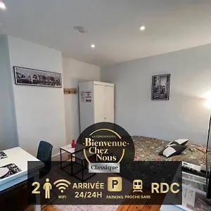 studio-av-rpublique-avec-parking-b.hotels-rhonealpes.com/